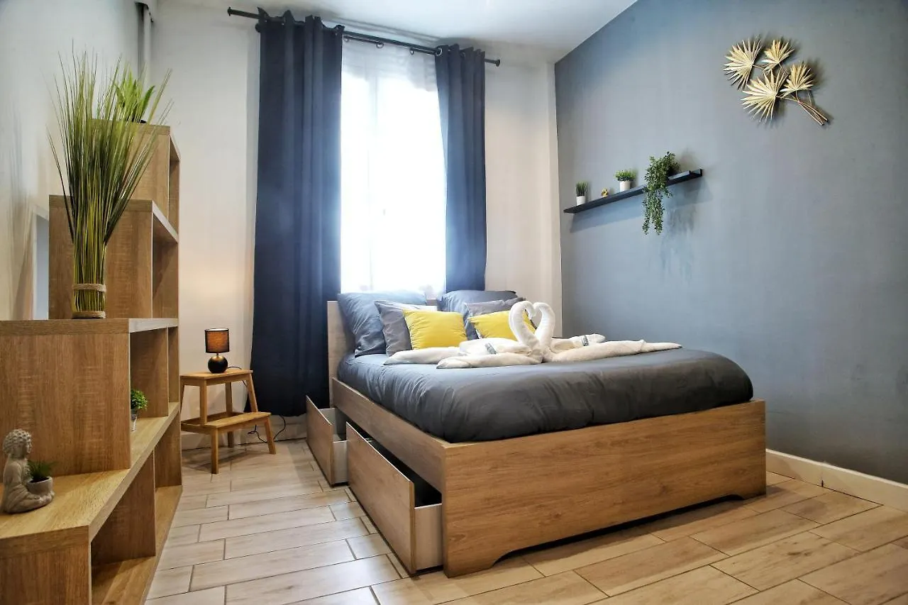 Studio Design Plage Des Catalans Marsilya Fransa